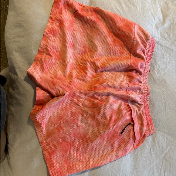 Lululemon swim trunks - Picture 2 of 4